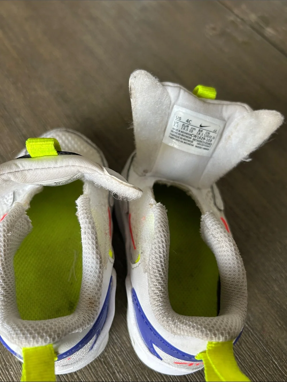 Ds 2021 Nike Air Max Bolt (Tde) White Indigo Burst TdToddler SZ. 3.5, Like New